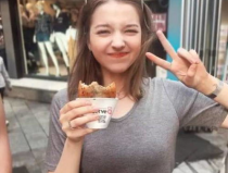 曹澜小姐姐,闪耀舞台的青春偶像